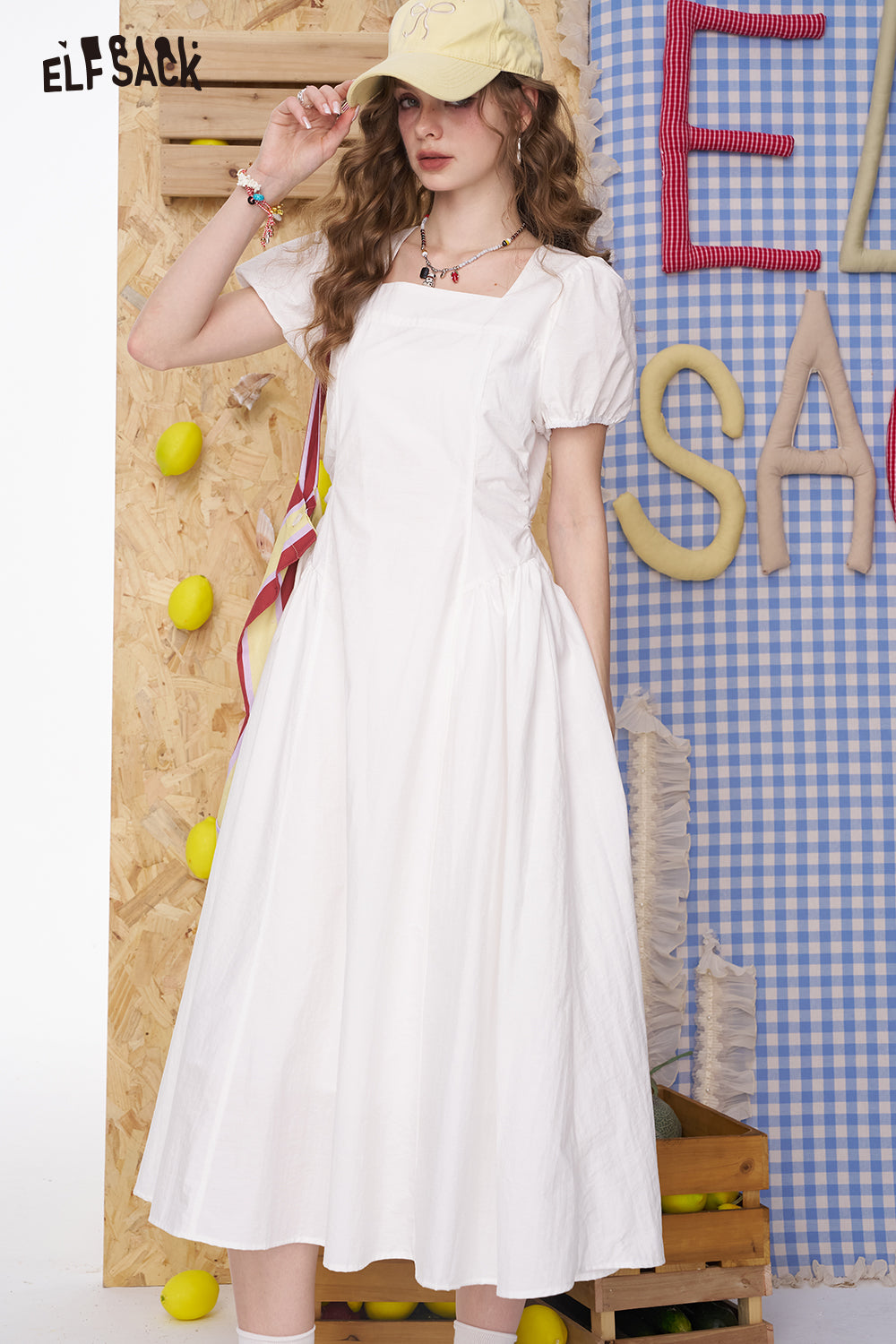 ELFSACK Square Neck White Bubble Sleeve Mid Length Dress