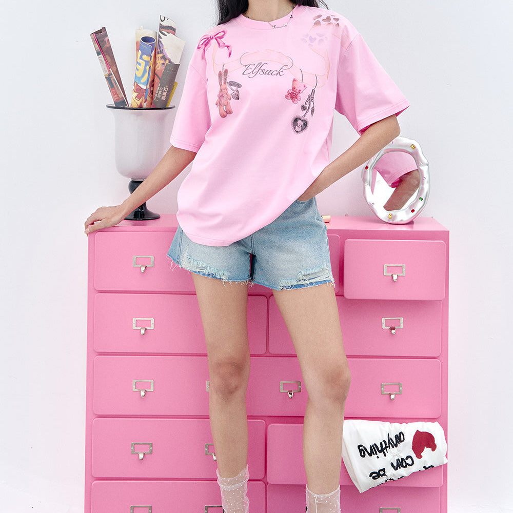 
                  
                    ELFSACK 2025 Summer New Arrivals Y2K White Printed Short Sleeved T-Shirt For Women
                  
                