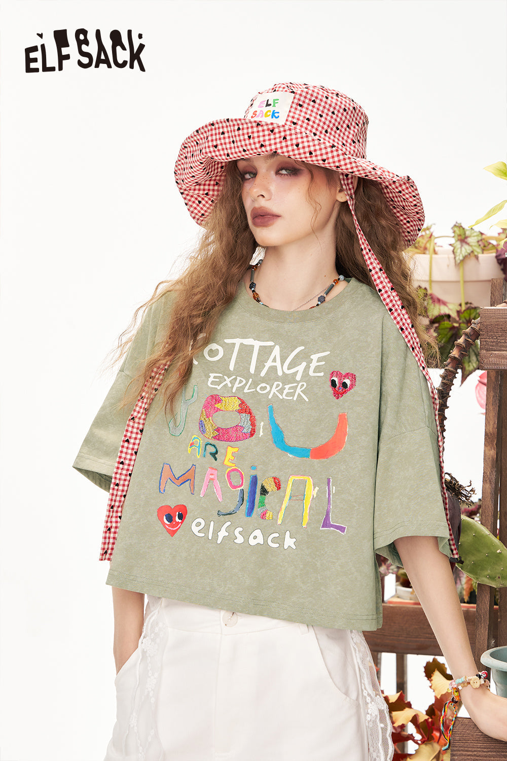 ELFSACK Pink Graffiti Printed Casual Short Sleeve T-Shirt