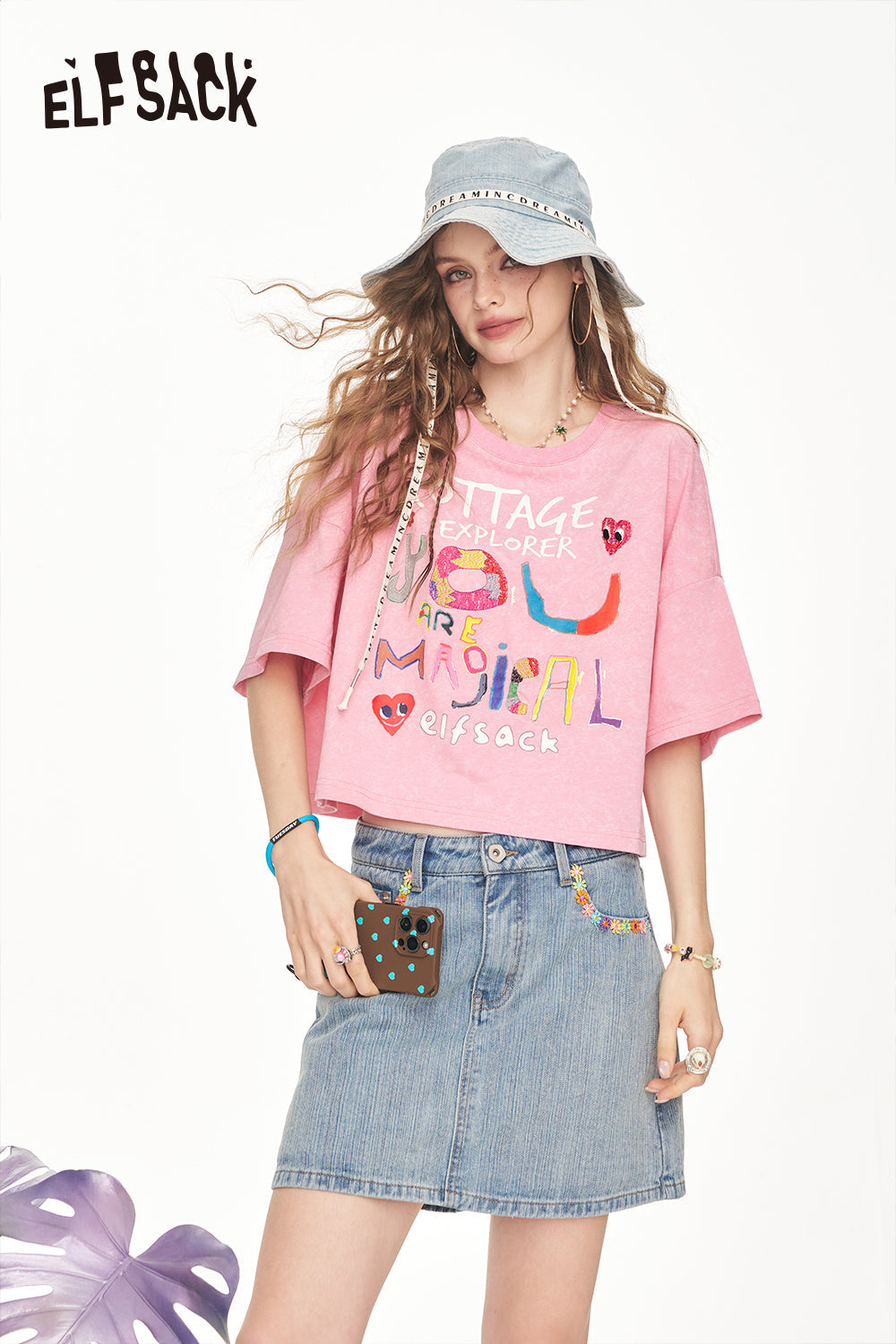 ELFSACK Pink Graffiti Printed Casual Short Sleeve T-Shirt
