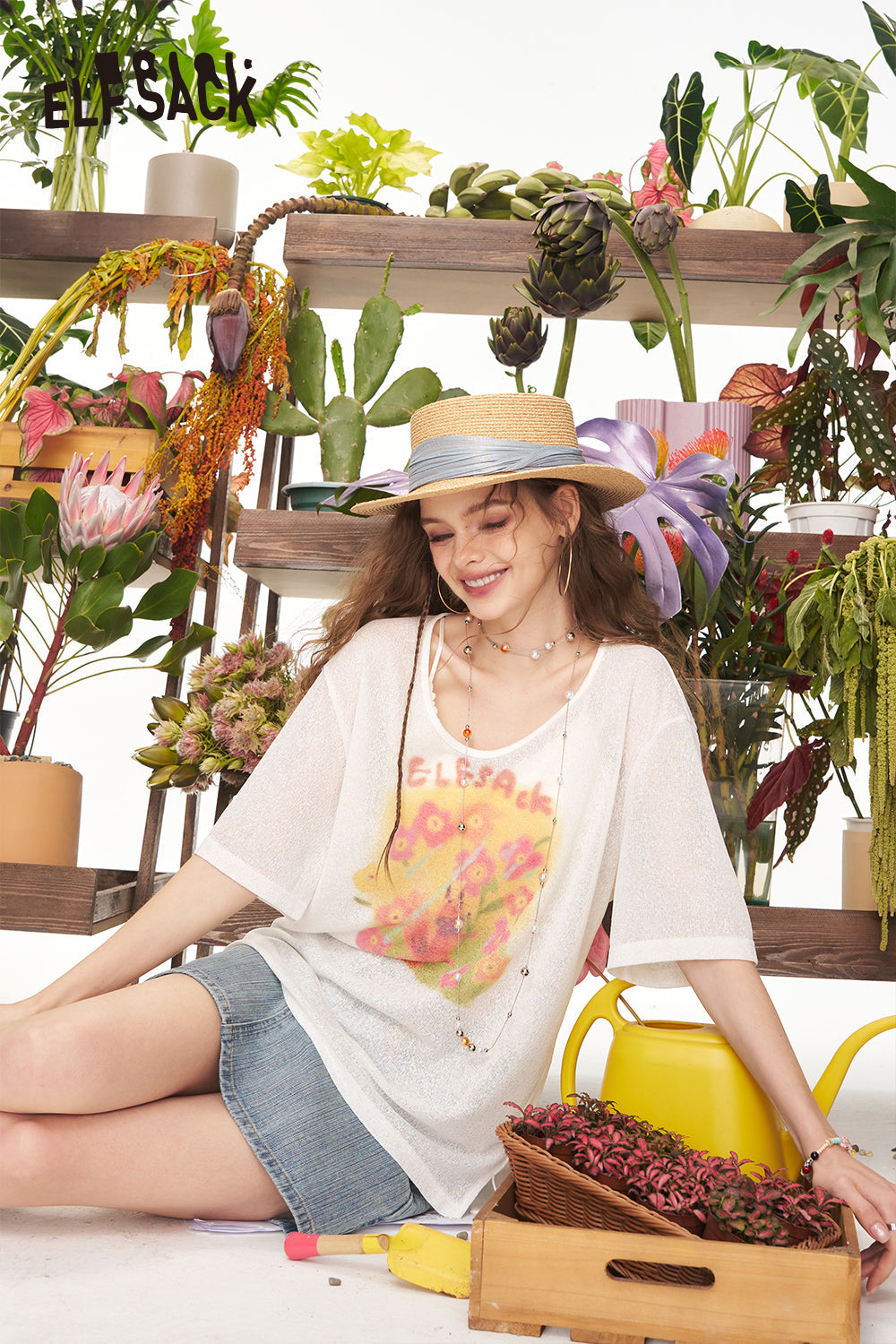 ELFSACK White Printed Casual Short Sleeve T-Shirt