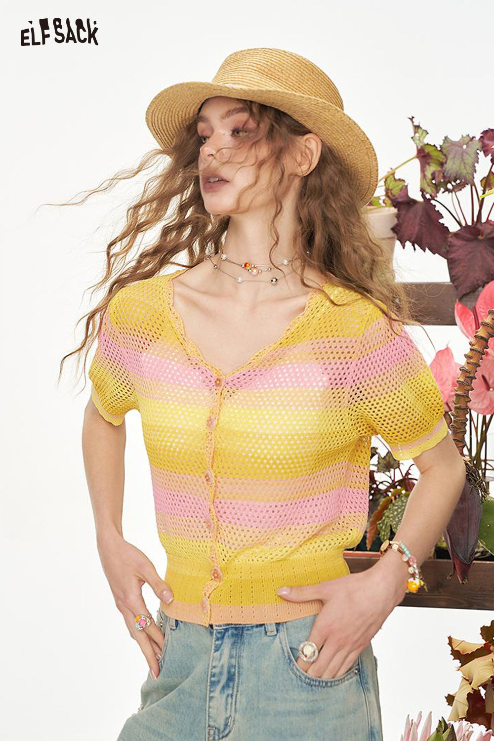 ELFSACK Dopamine Hollow Short Sleeved Knitted Sweater