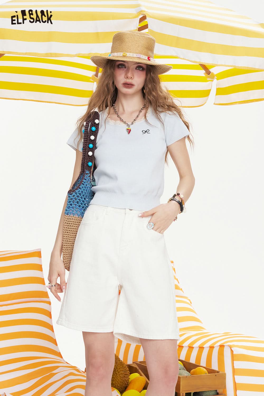 ELFSACK White High Waisted Straight Leg Casual Denim Shorts