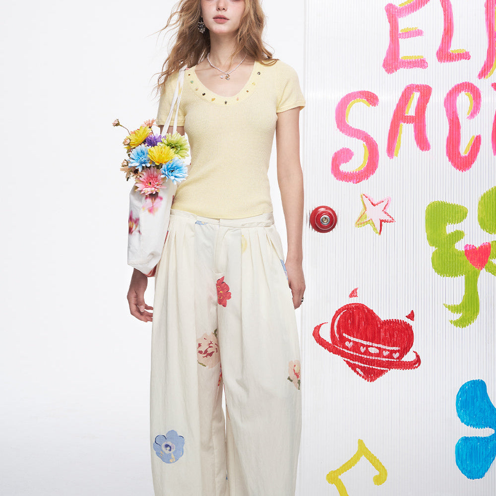 
                  
                    ELFSACK 2025 Summer New Arrivals Hand Drawn Flower Pleated Casual Straight Leg Wide Leg Pants For Women
                  
                