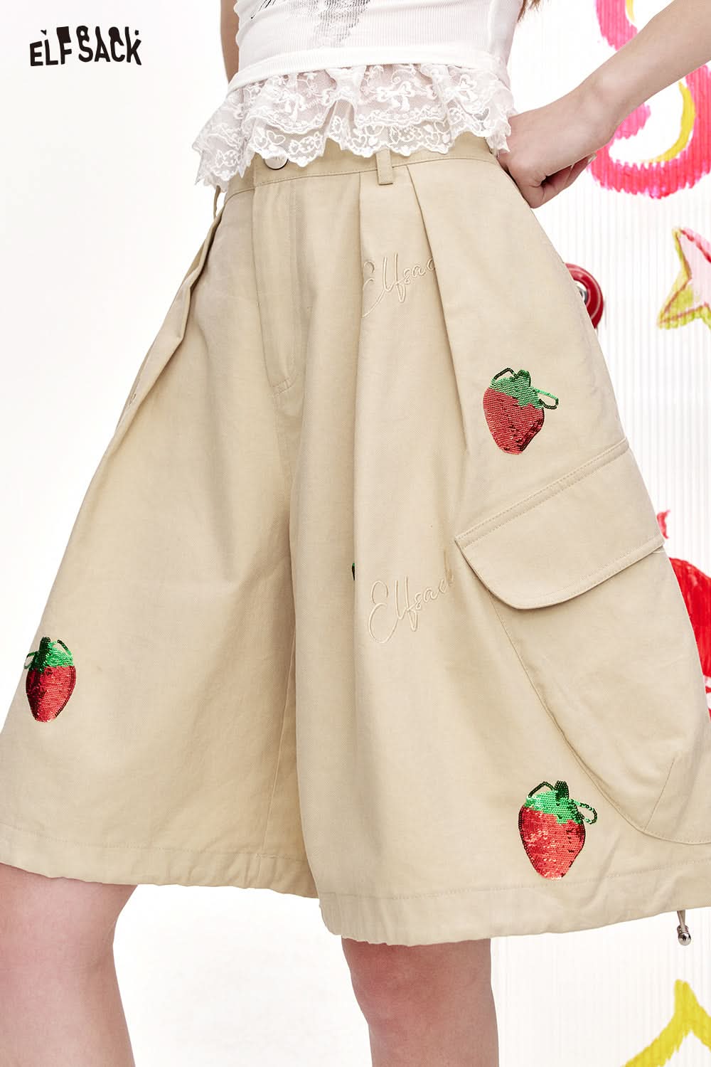 ELFSACK Strawberry Bead Embroidery Casual Pants