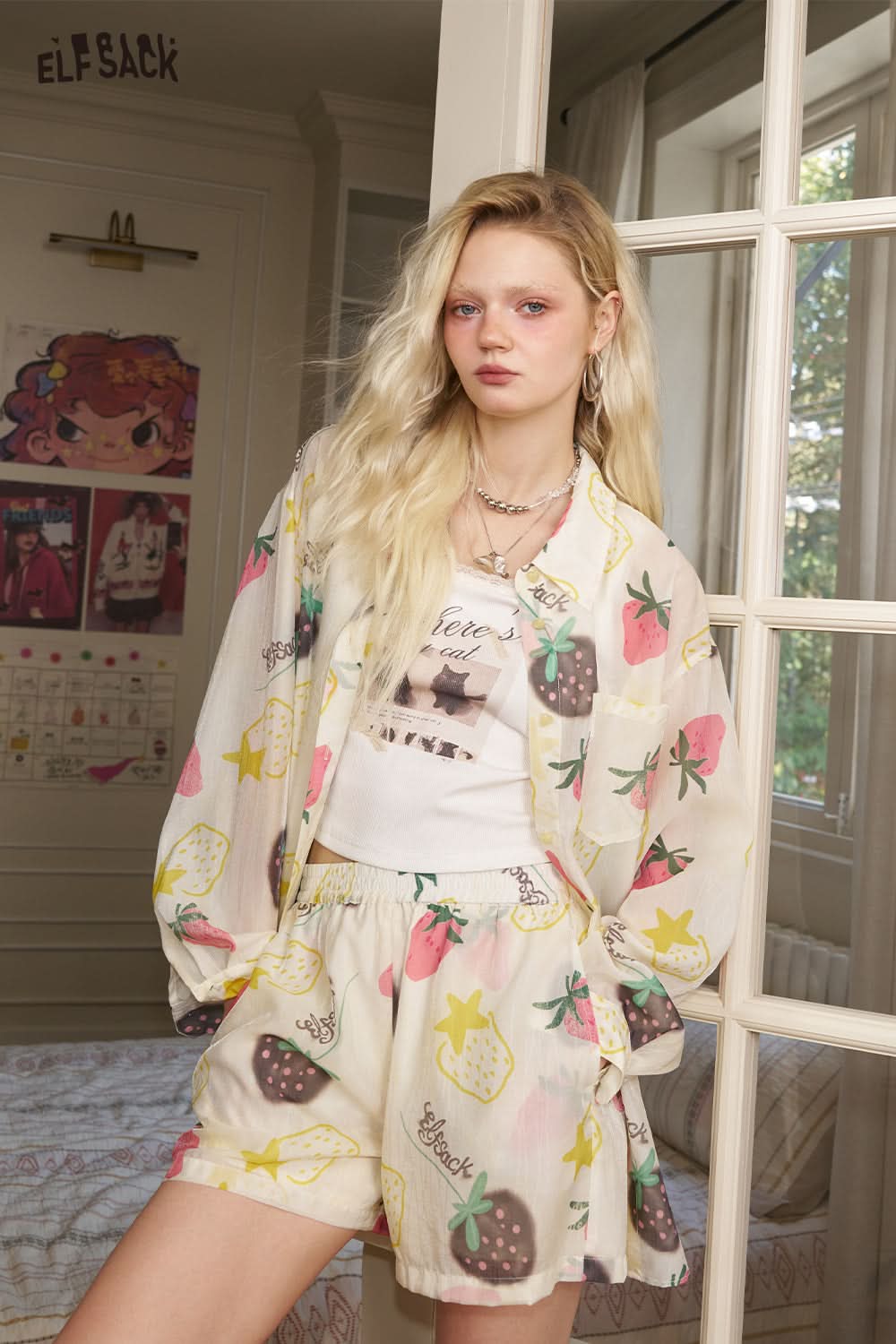 ELFSACK Strawberry Print Chiffon Shirt Shorts Two-Piece Set