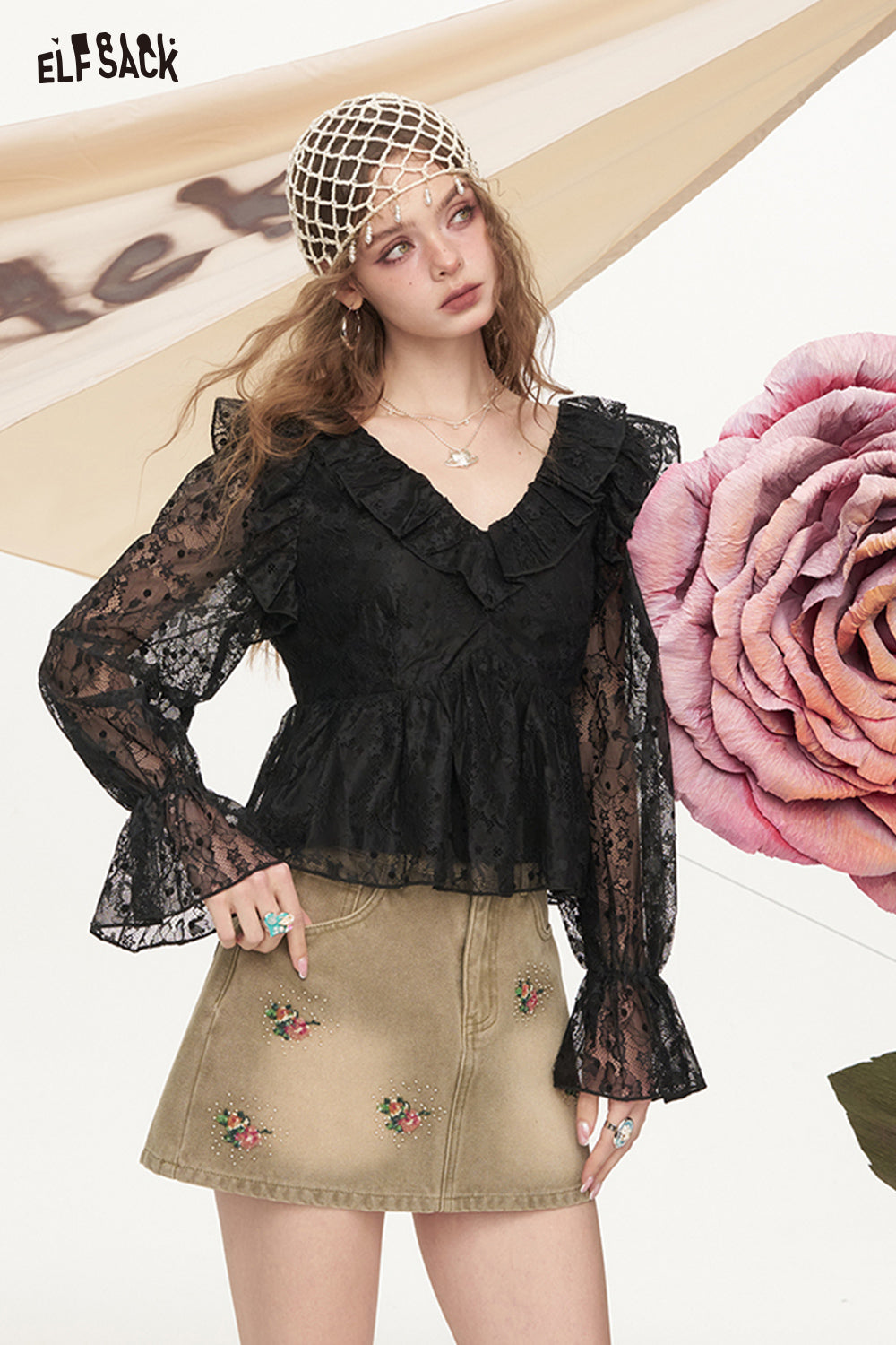 ELFSACK Original Embroidered A-Line Gradient Denim Short Skirt
