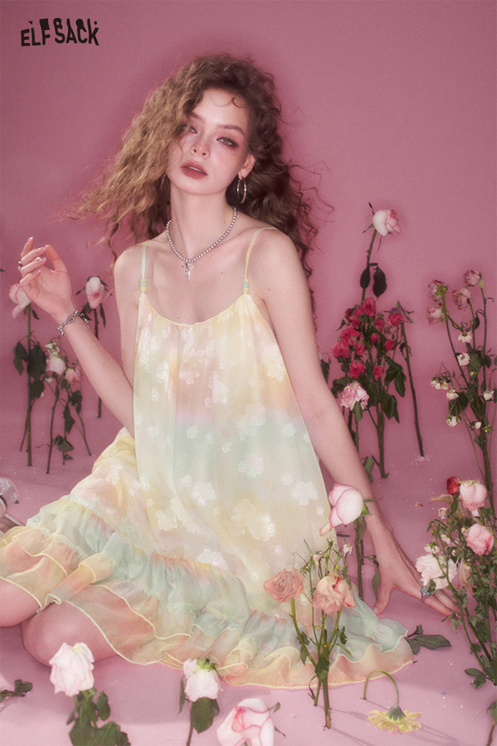 ELFSACK Swoosh Ruffle Halter Short Dress