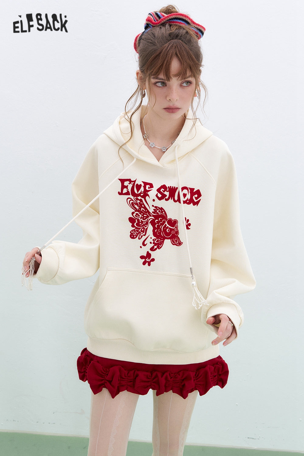 ELFSACK 2025 Spring New Arrivals Neo-Chinese style Koi Hoodies Women New Year Lucky Loose Casual Tops