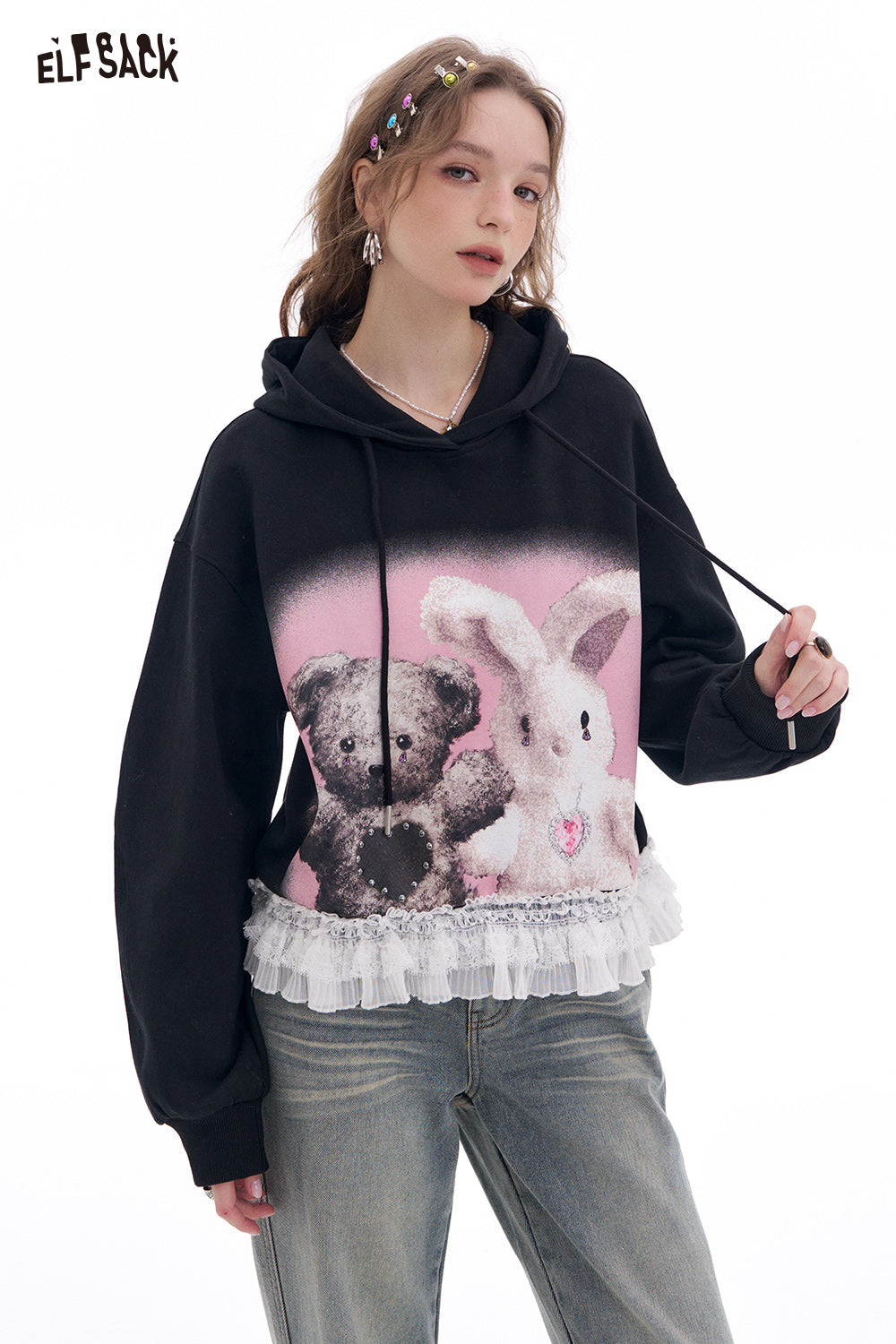 ELFSACK 2025 Spring New Arrivals Y2K Black Lace Stitching Cartoon Printed Hooded Sweatshirt Women