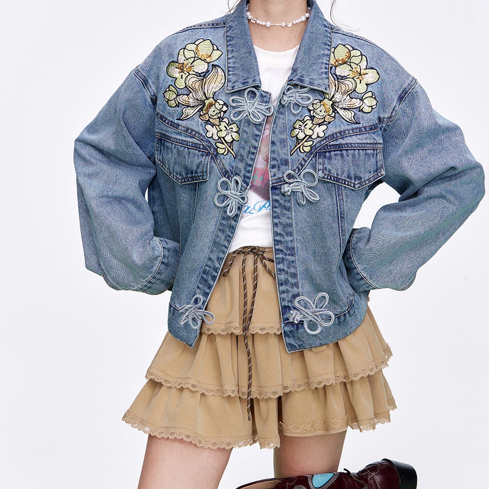 ELFSACK 2025 Spring New Arrivals Neo-Chinese style sequin embroidery flower button denim jacket Women