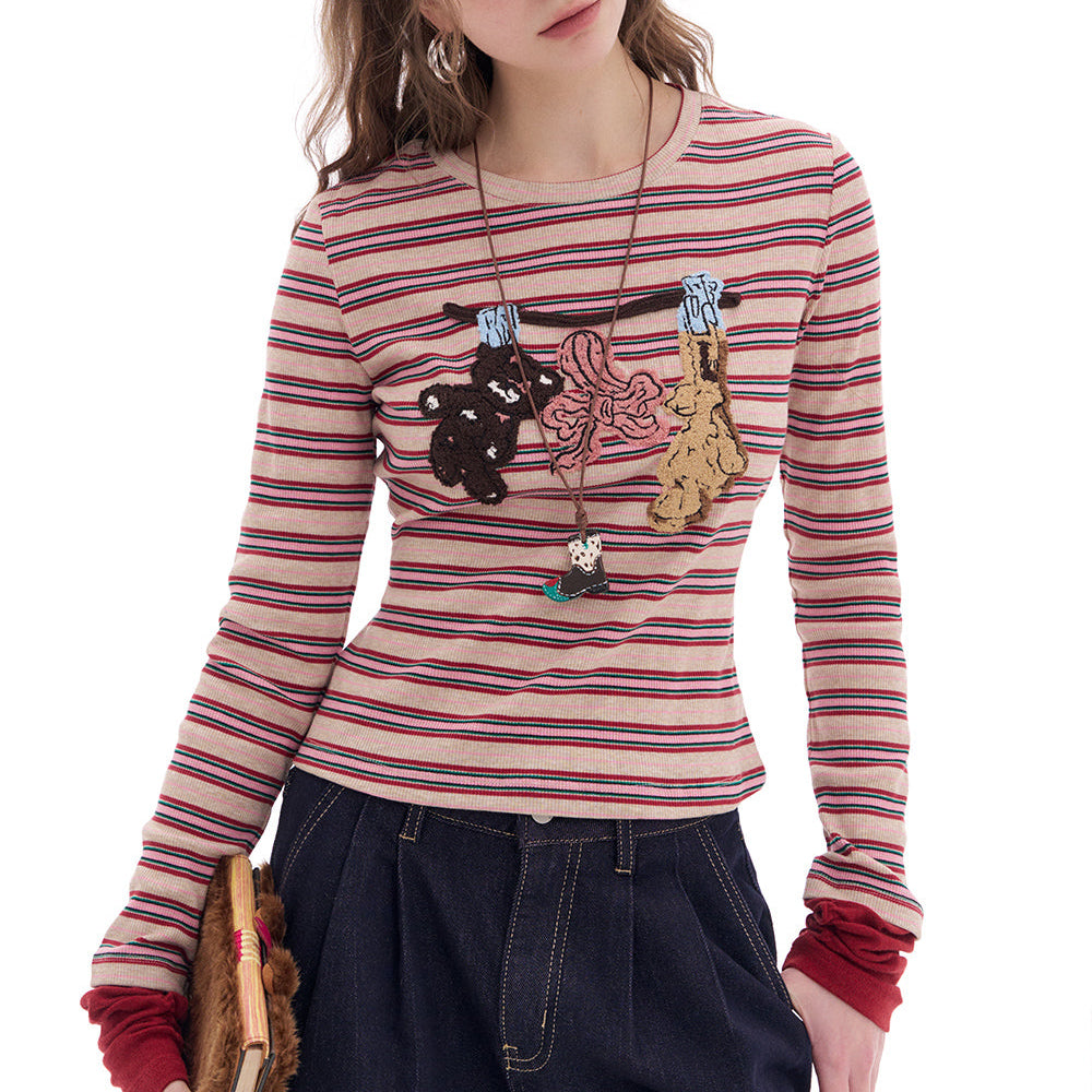 ELFSACK 2025 Spring New Arrivals Sweet and cool Y2K bear patch contrast color stripes long sleeve T-shirt for women