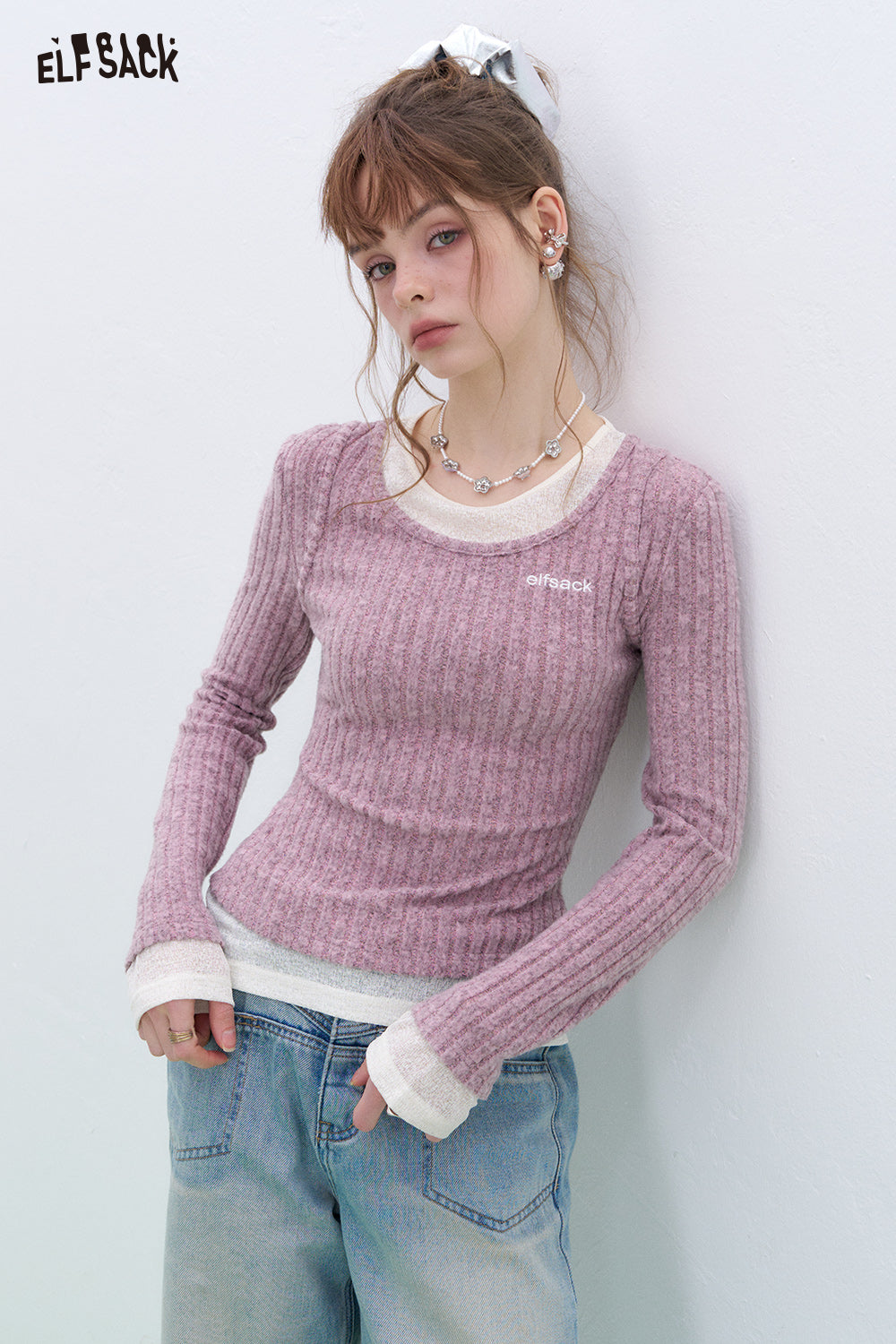 ELFSACK 2025 Spring New Arrivals Retro fake two-piece stitching knitted pullover for women Round neck long sleeve Korean style top