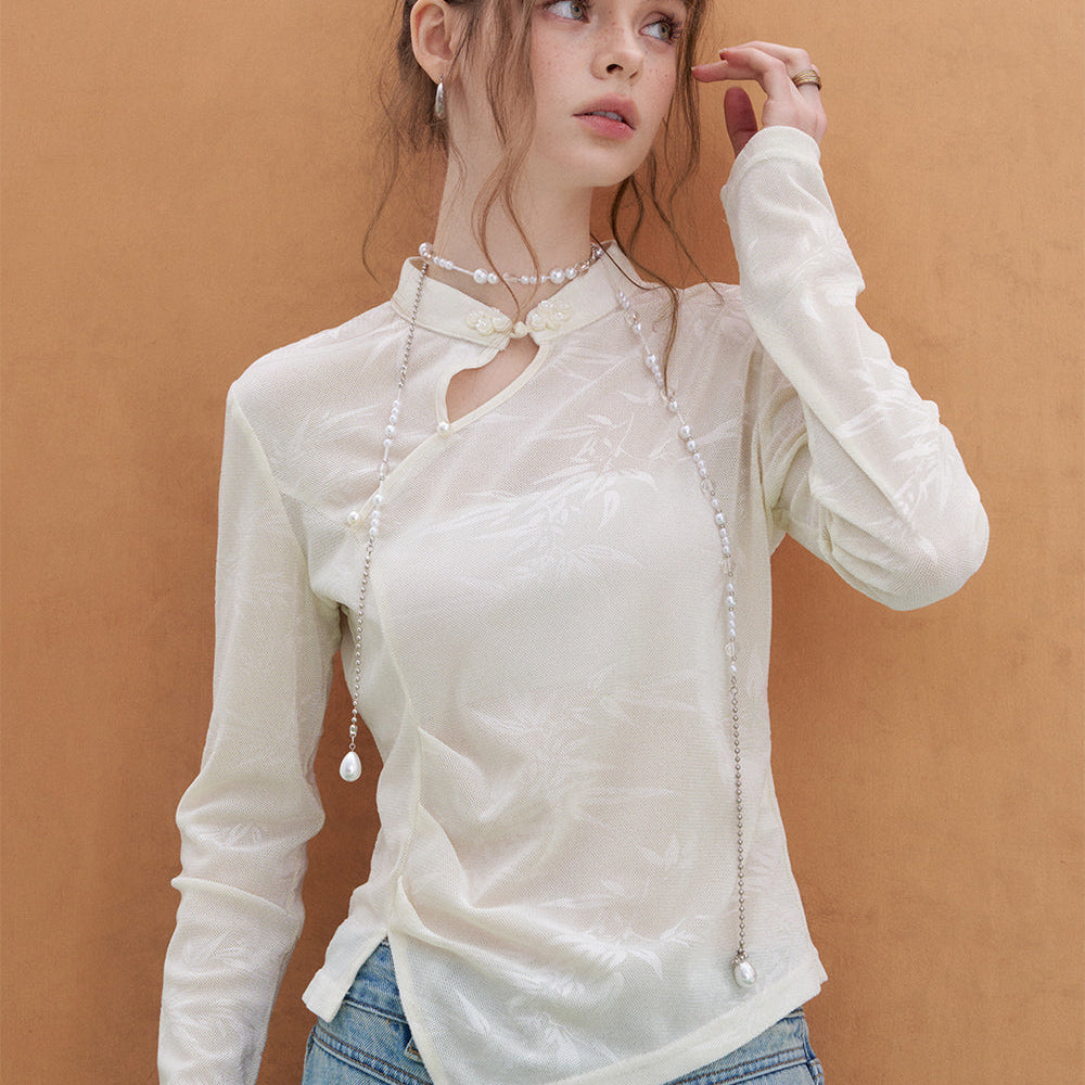 ELFSACK 2025 Spring New Arrivals Bamboo jacquard Neo-Chinese style long-sleeved T-shirt for women Pearl buttoned semi-transparent bottoming top