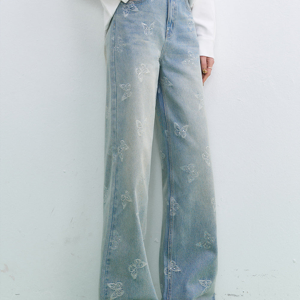 ELFSACK 2025 Spring New Arrivals Korean light blue high waist butterfly jacquard diamond straight jeans for women