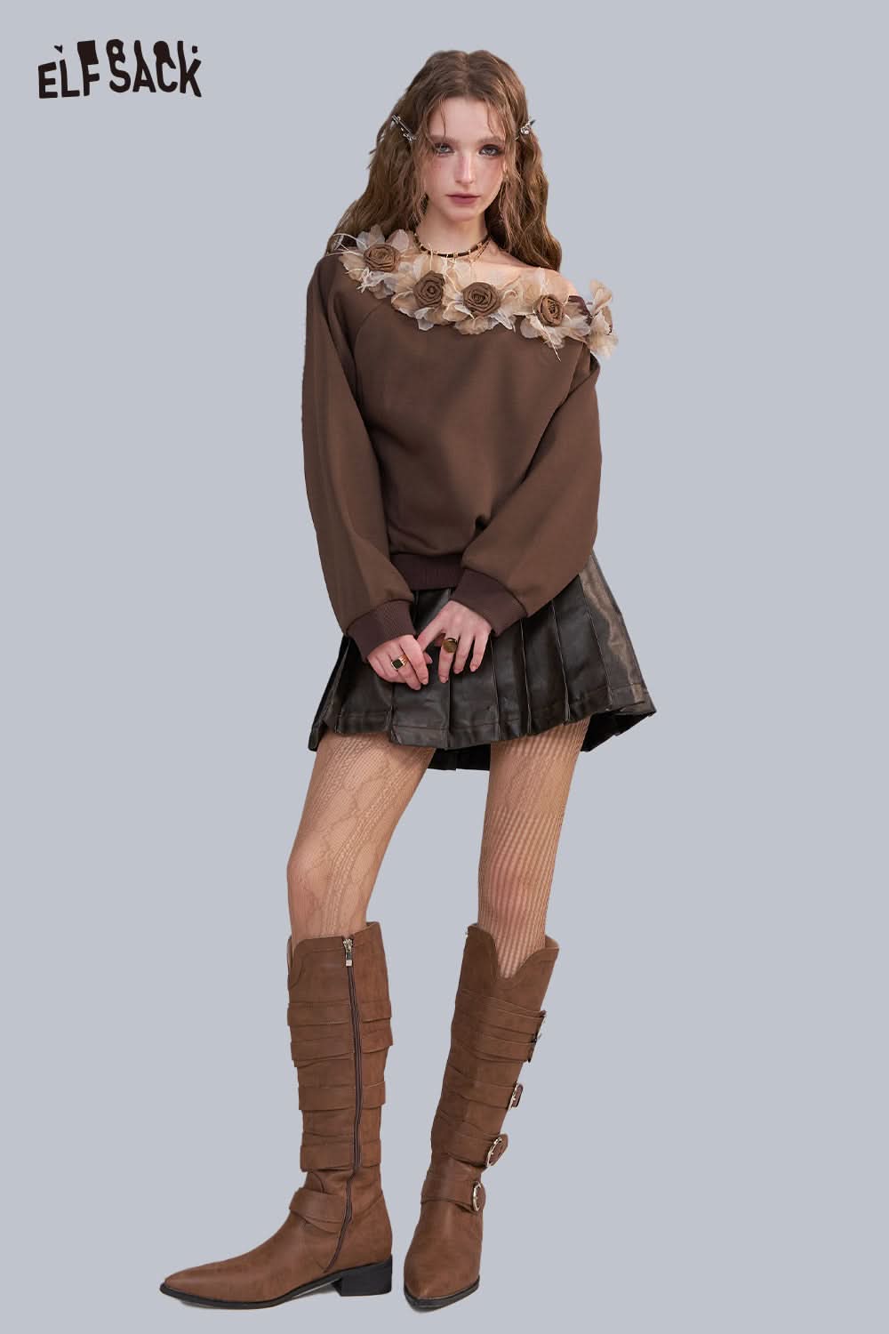 ELFSACK 3D floral applique oversized sweatshirt featuring a unique floral design on the neckline
