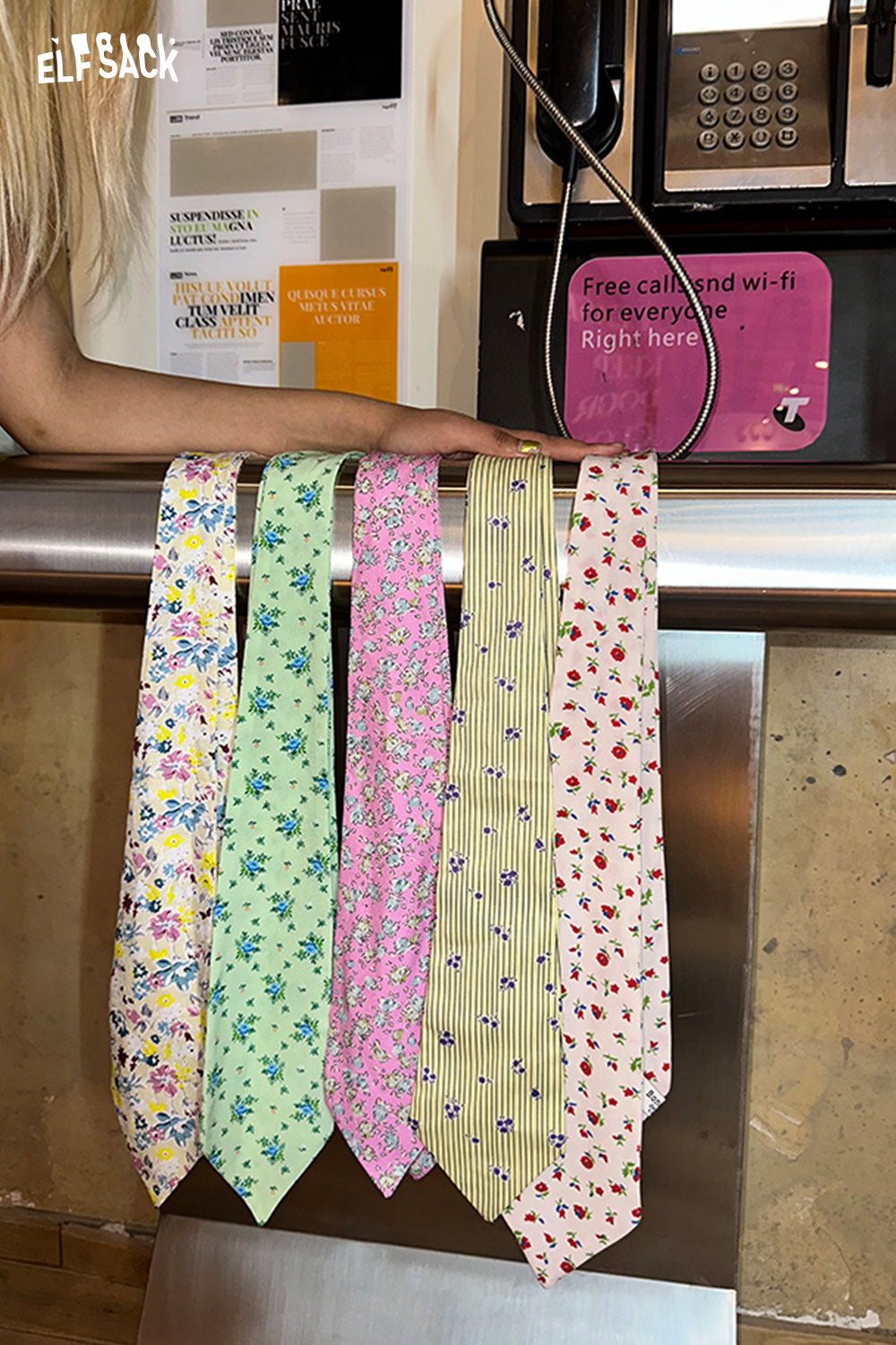 ELFSACK French Style Retro Floral Long Silk Scarf