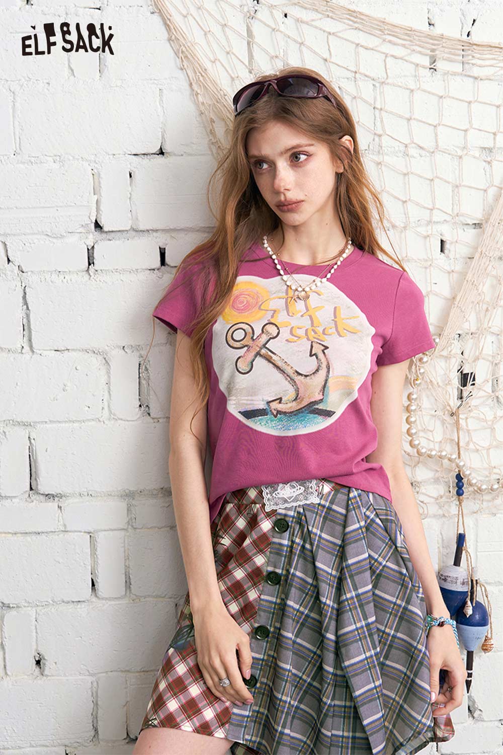 ELFSACK Anchor Print Fitted Cropped Baby Tee
