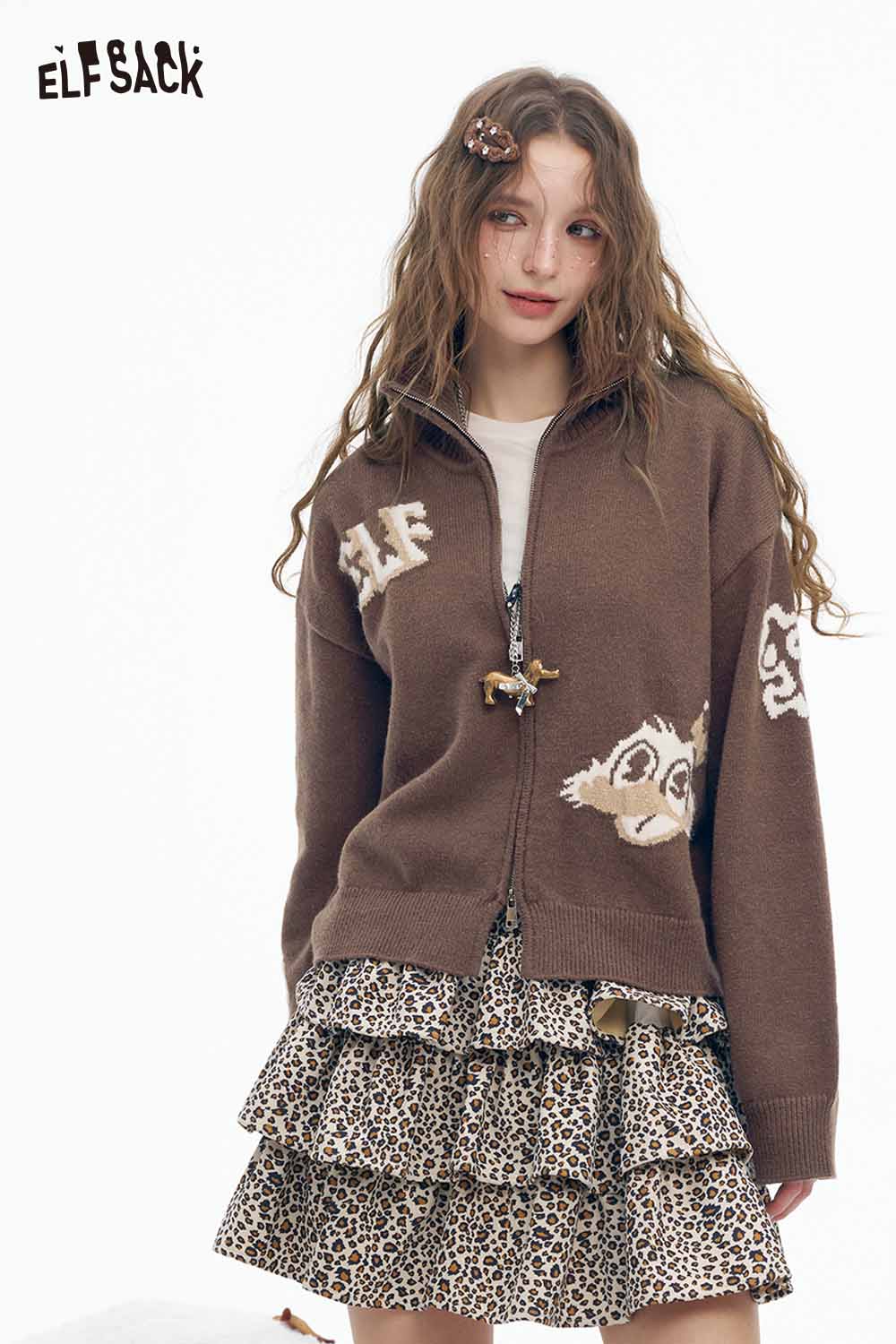 ELFSACK animal graphic cropped knit sweater in brown featuring unique animal designs and a zip-up style