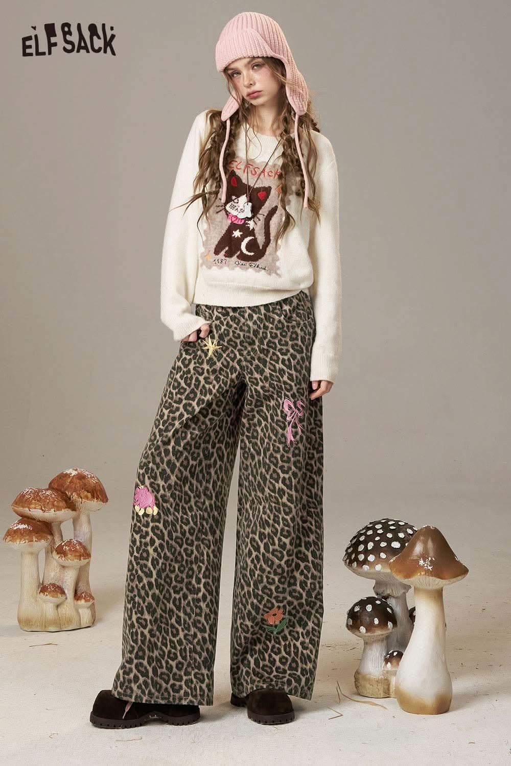 ELFSACK animal print embroidered jeans for women featuring a wide leg style and colorful patches