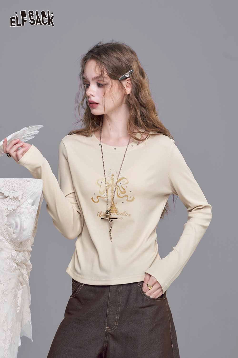 ELFSACK asymmetric neckline graphic tee in beige with stylish design and long sleeves