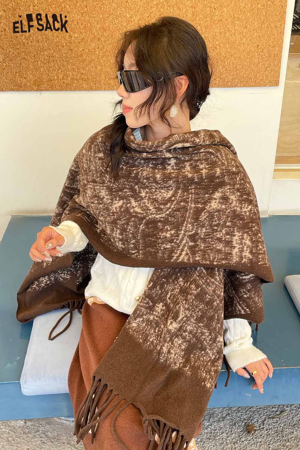 ELFSACK bohemian knit shawl with fringe in brown, perfect for stylish layering and warmth