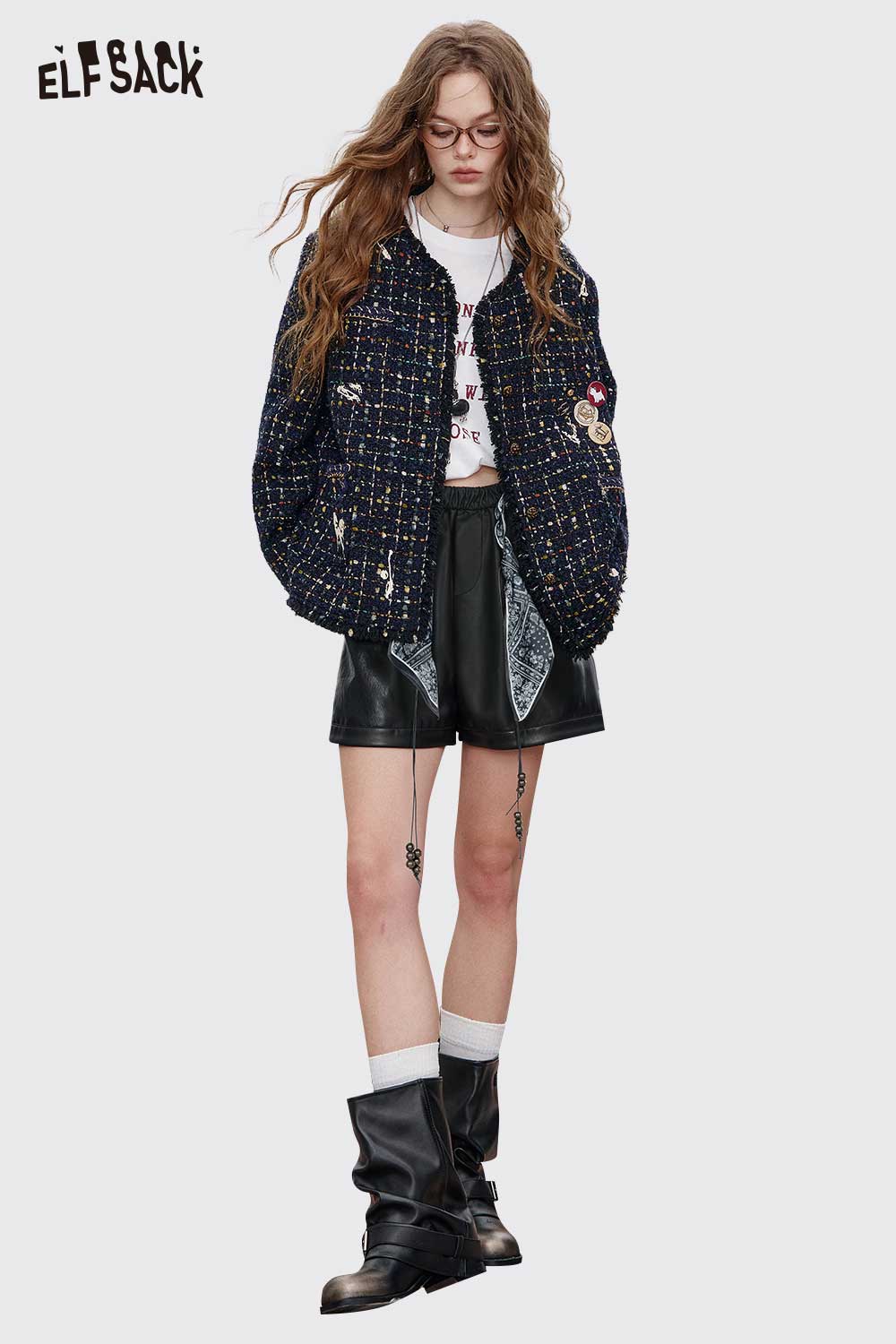 ELFSACK bohemian paisley print shorts with a stylish and comfortable design for casual wear