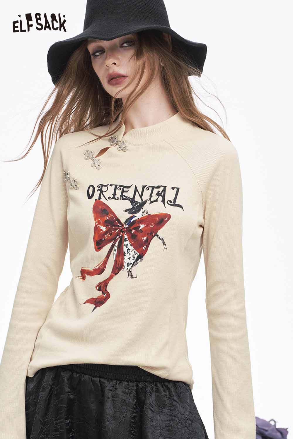 ELFSACK bow graphic long sleeve tshirt in beige with a stylish bow design and oriental print