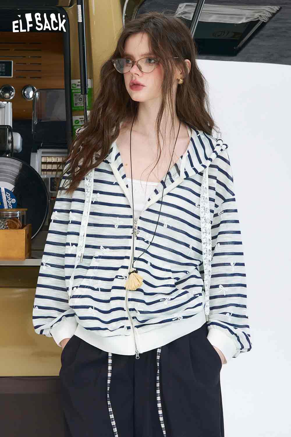 ELFSACK oversized striped cardigan for women in white and navy zip hoodie style with relaxed fit and hood