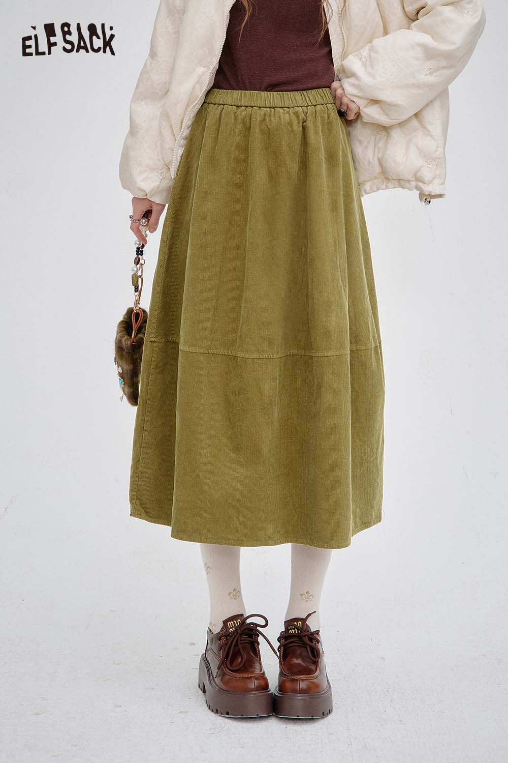 ELFSACK breathable midi skirt for women in olive green with a comfortable elastic waistband