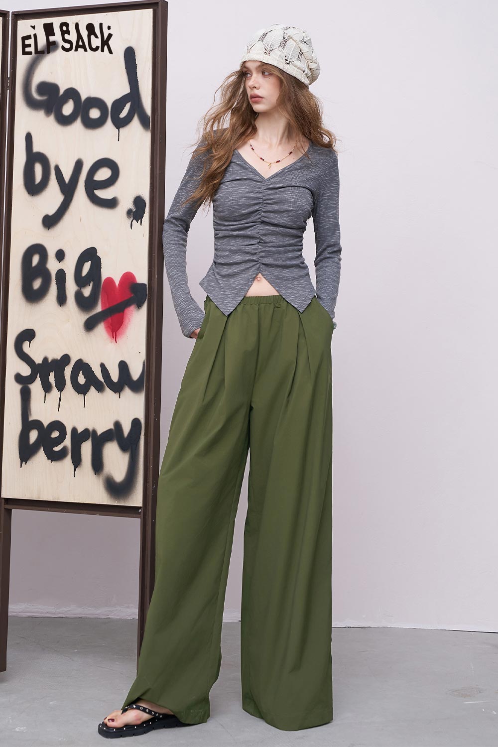ELFSACK breathable straight leg pants for women olive green high waist pleated trousers with gray ruched top