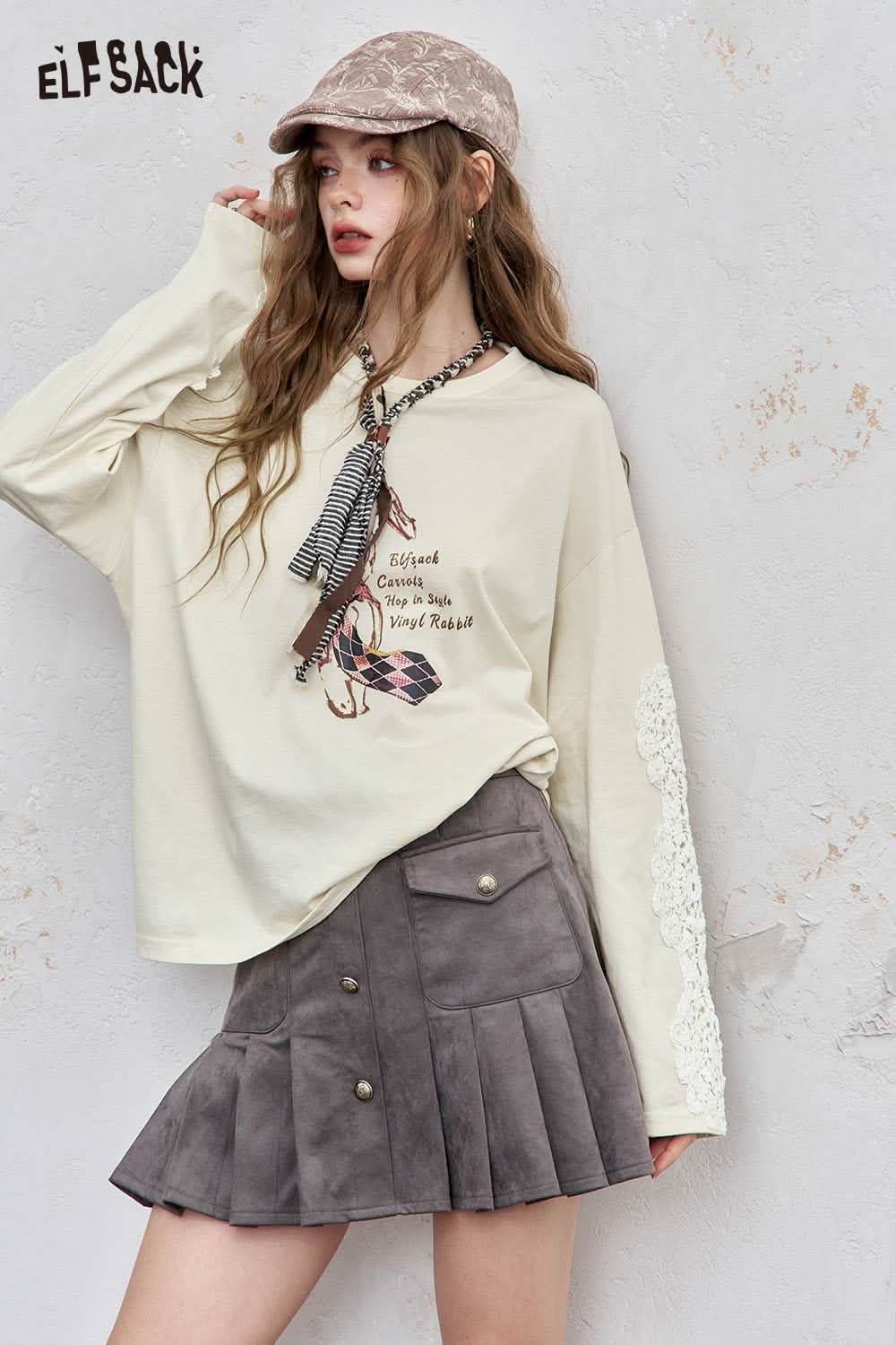 ELFSACK bunny graphic tee for women in cream color with stylish lace accents and casual fit