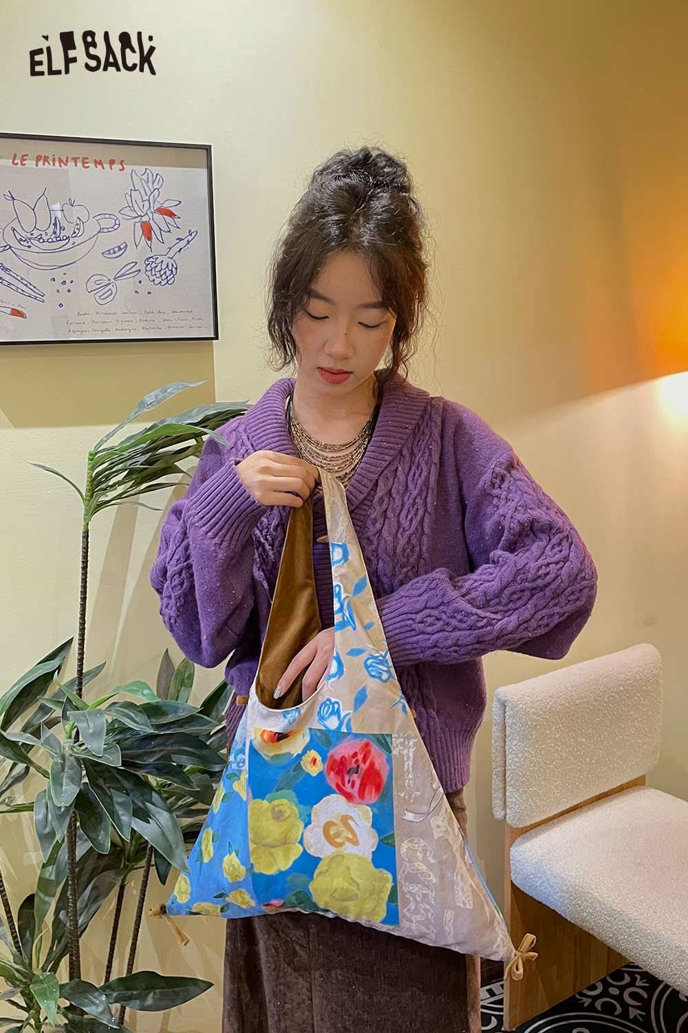 ELFSACK canvas color block tote bag showcased with a model wearing a cozy sweater