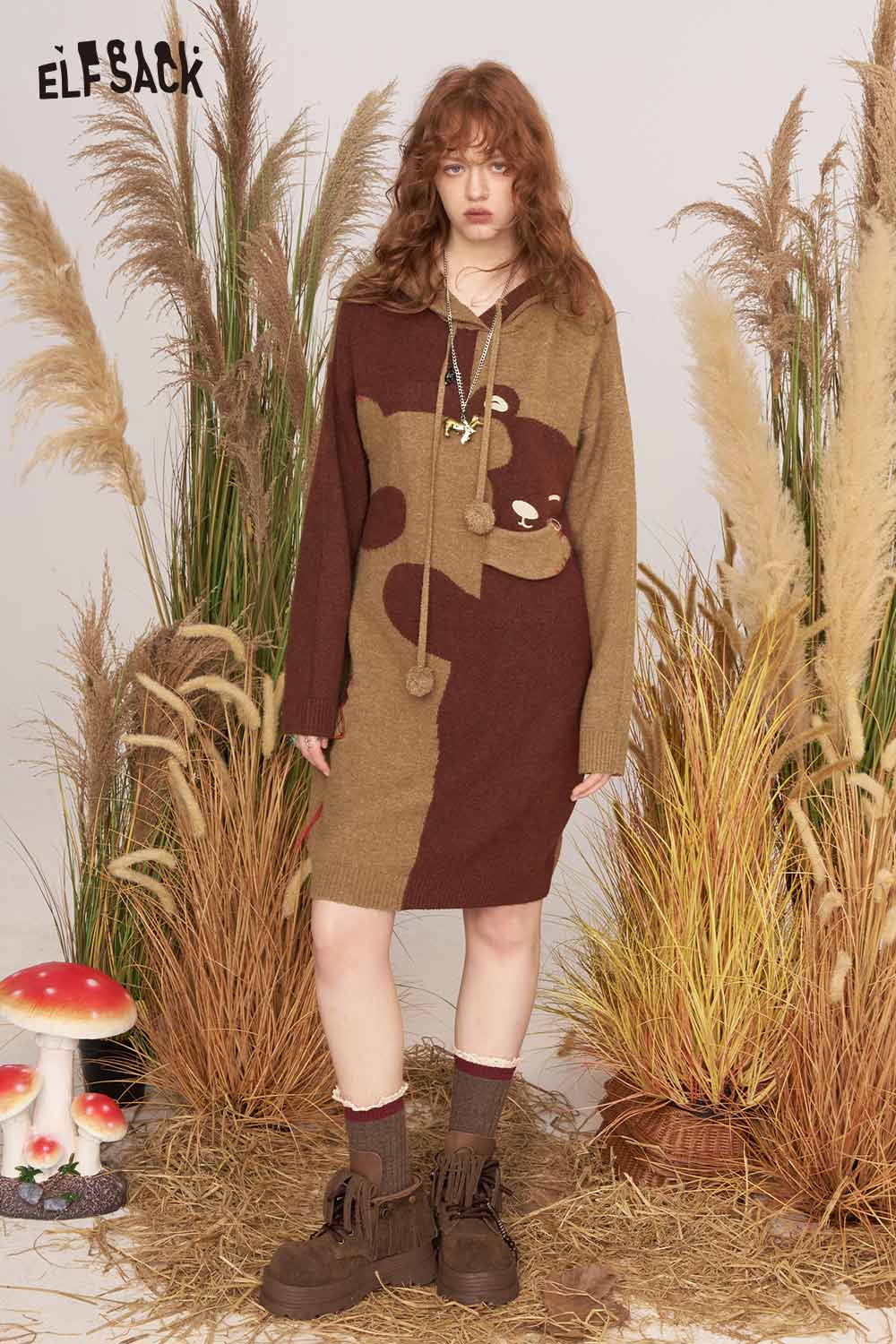 ELFSACK Cartoon Bear Sweater Dress in warm brown tones with playful bear design, perfect for cozy casual wear