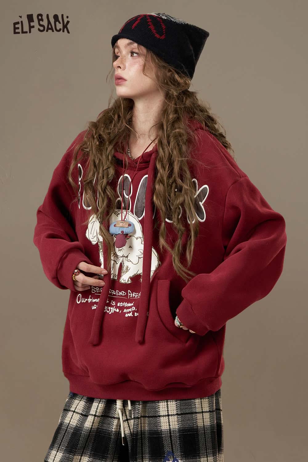 ELFSACK cartoon elephant hooded sweatshirt in burgundy with playful graphic design