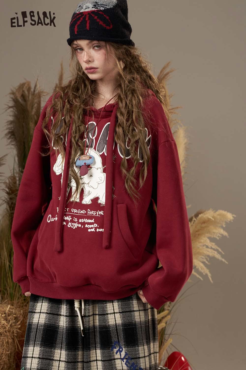 ELFSACK cartoon elephant hooded sweatshirt in burgundy with playful design and cozy fit