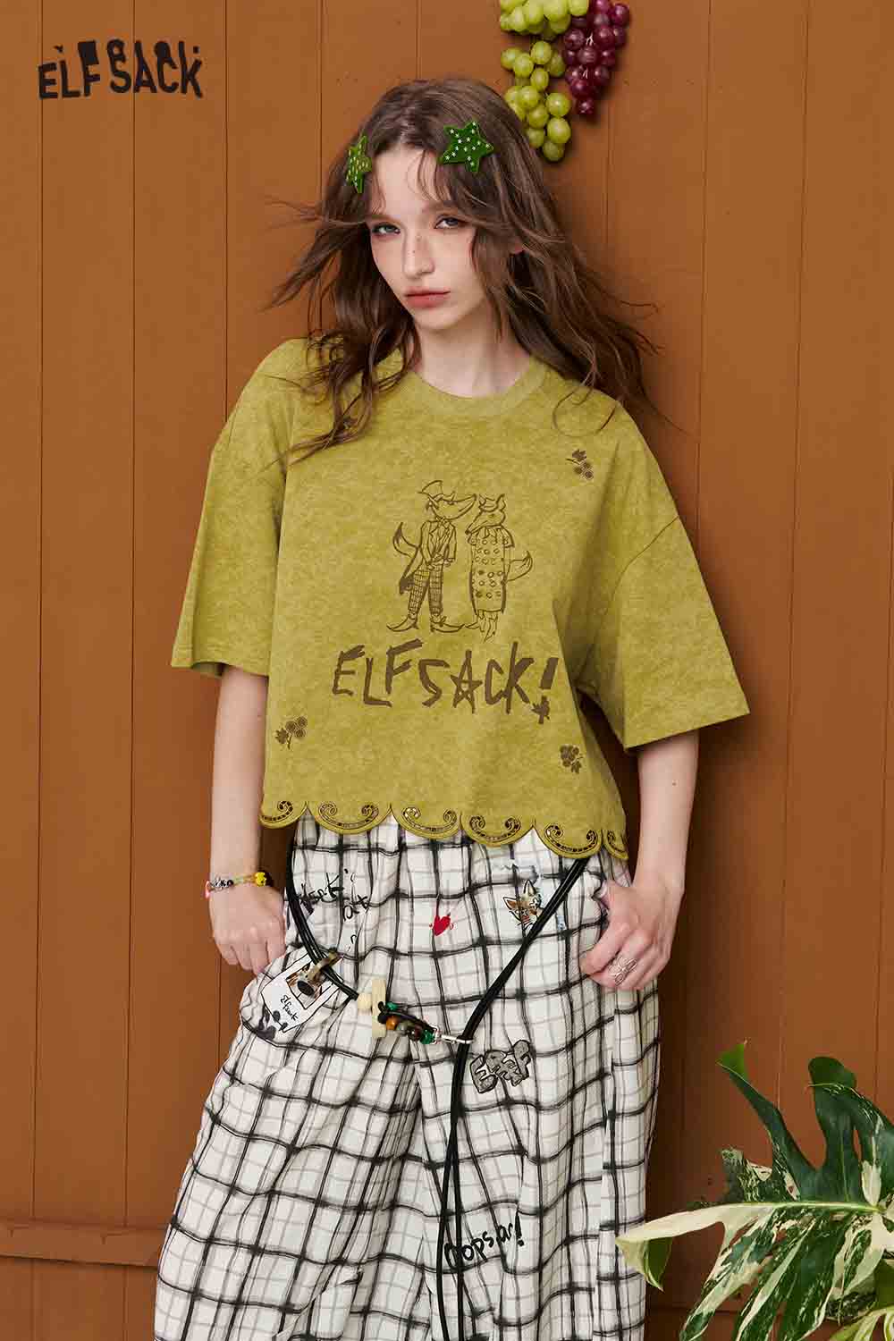 ELFSACK Cartoon Print Cotton Cropped T-Shirt