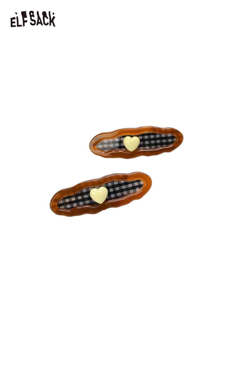 ELFSACK checkered resin hair clip set featuring a golden heart accent on plaid design