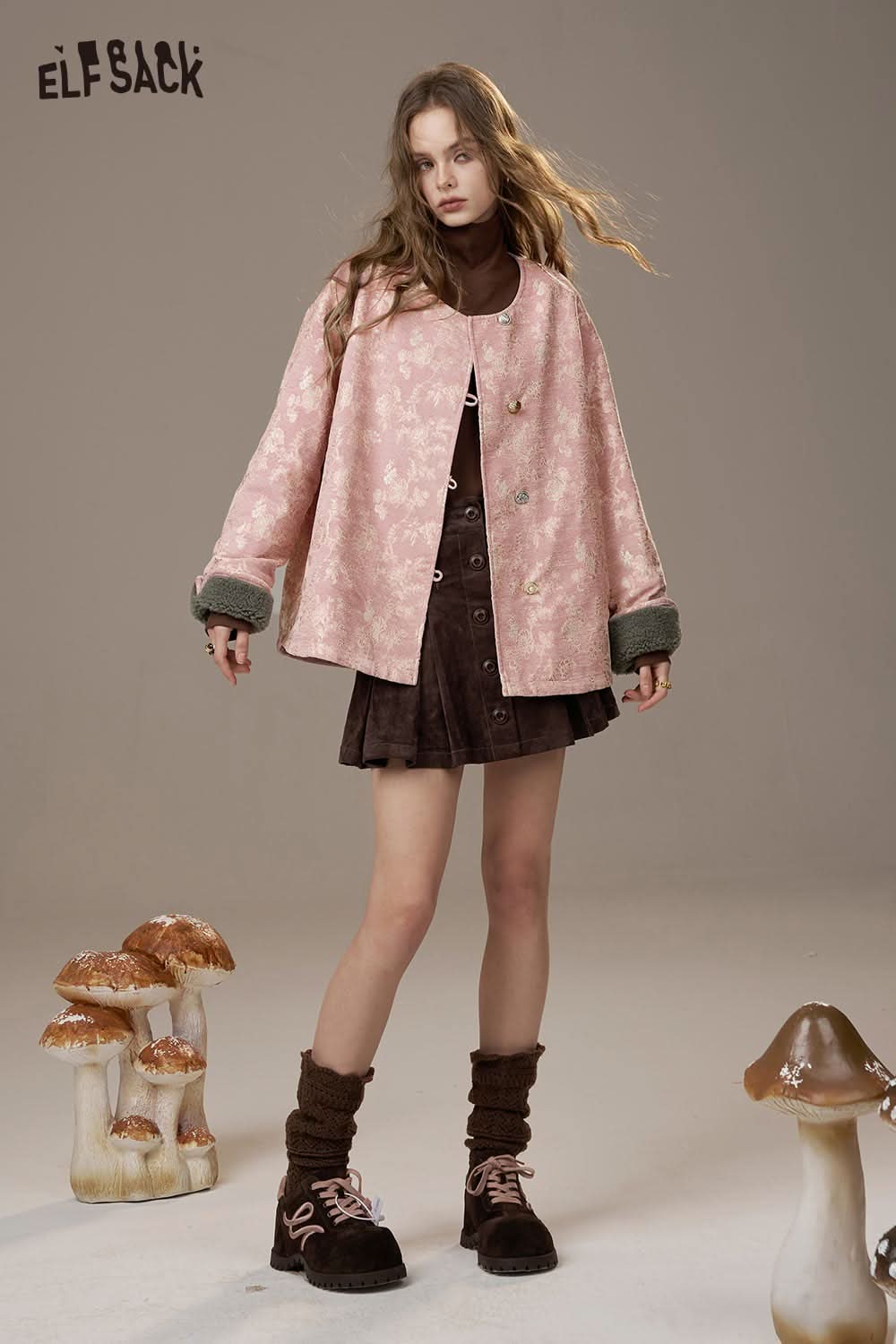 ELFSACK Chinese inspired puffer jacket for women in pink with unique design, perfect for stylish layering