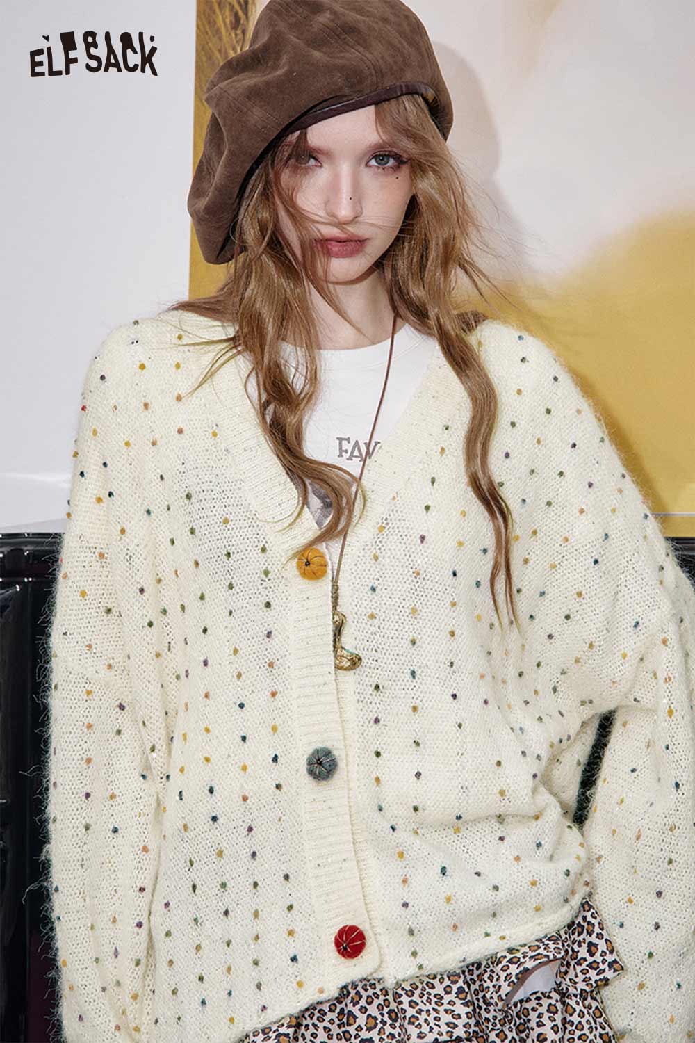 ELFSACK chunky v-neck cardigan for women in cream with colorful polka dots and button details