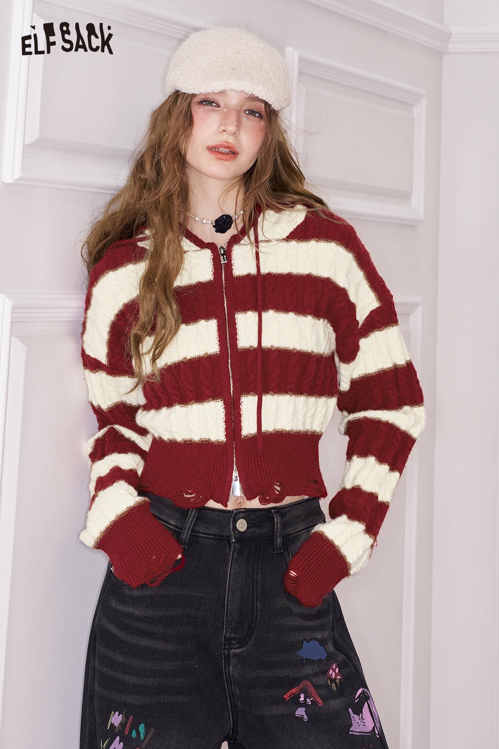 ELFSACK color block stripe cropped cardigan in red and cream with ribbed texture and zip closure