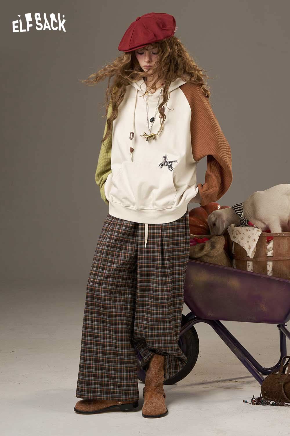 ELFSACK colorblock raglan sleeve sweatshirt paired with wide-leg plaid pants for a trendy look