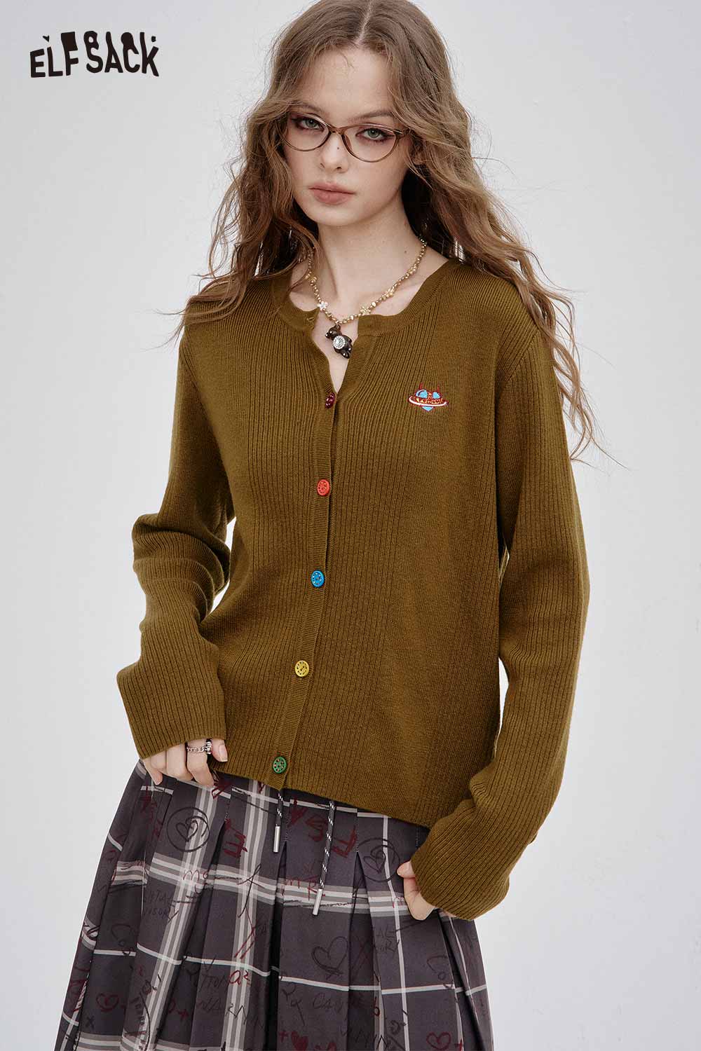 ELFSACK colorful button knit sweater in olive green with multicolor buttons and stylish ribbed texture