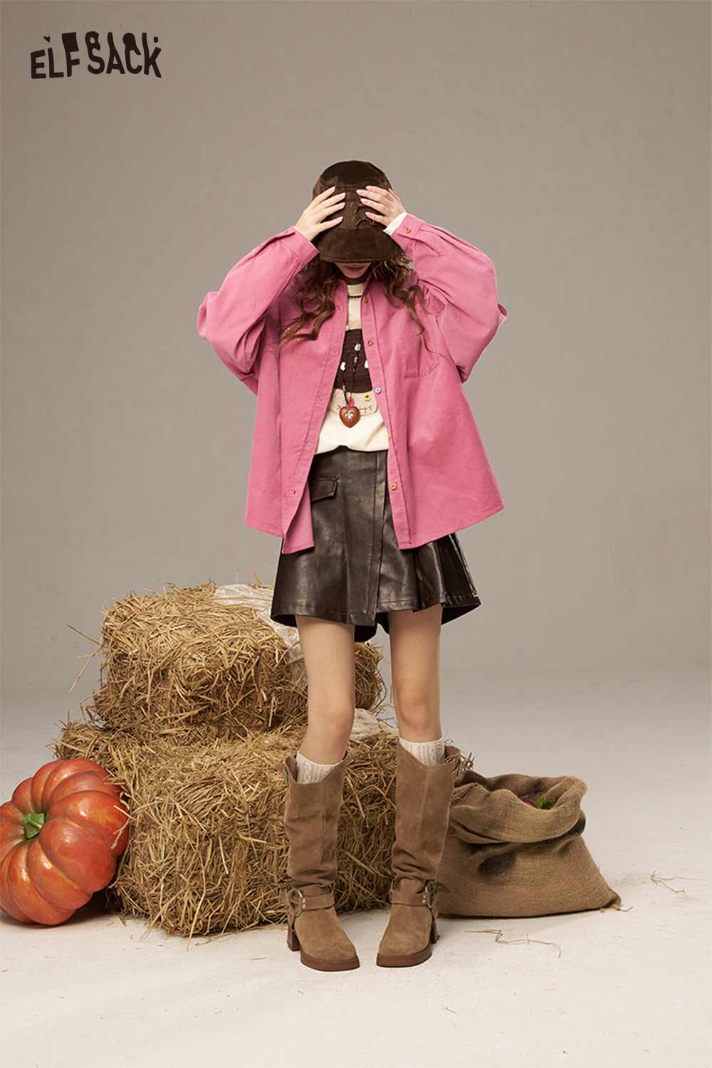ELFSACK colorful button pocket shirt for women in pink, styled with a black skirt and knee-high boots