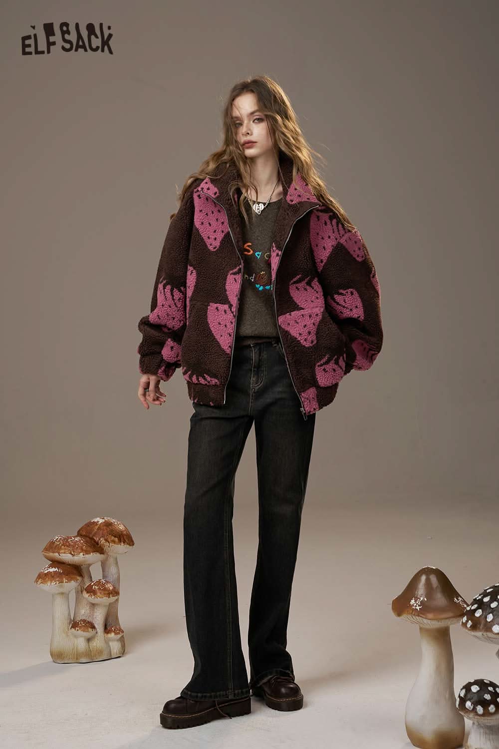 ELFSACK colorful logo embroidery sweater featuring a unique design with soft fabric and relaxed fit
