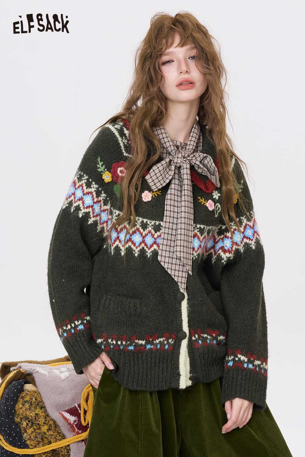 ELFSACK cottagecore floral sweater with intricate embroidery and a cozy design for stylish comfort