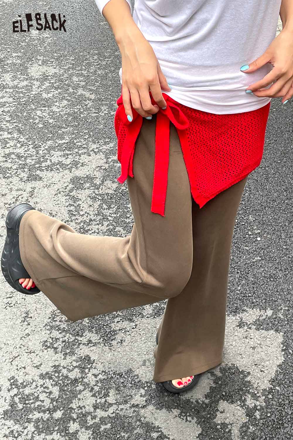 ELFSACK cotton blend knit skirt with apron in red and neutral tones for a stylish casual look
