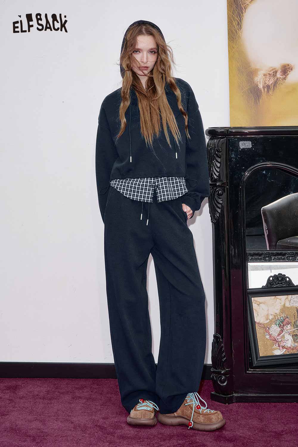 ELFSACK women's plaid panel two-piece set featuring a relaxed fit hoodie and wide-leg pants