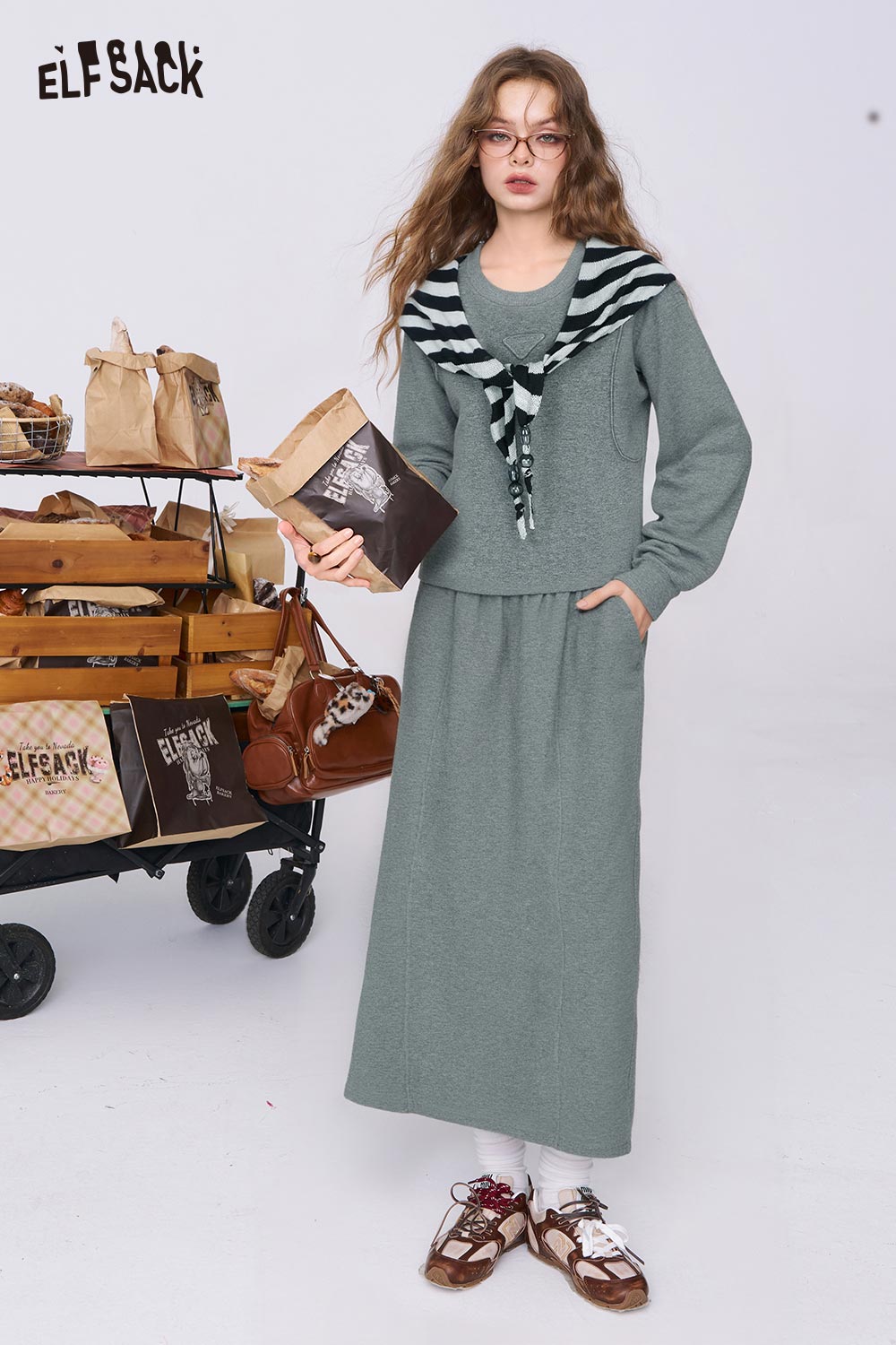 ELFSACK cotton blend two-piece set for women featuring a cozy sweater and matching skirt in green