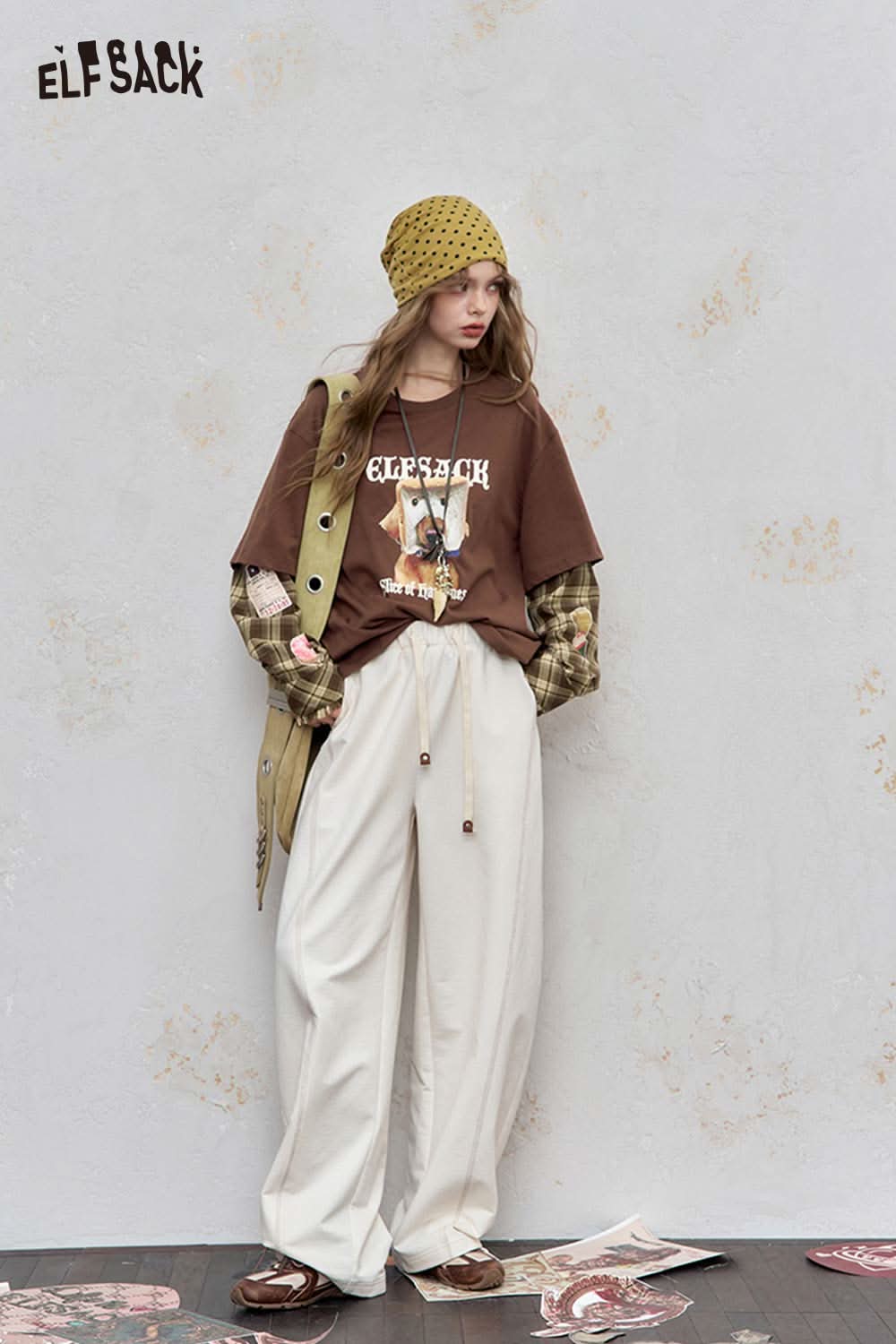 ELFSACK cotton checkered patchwork tee in brown with graphic design and relaxed fit style